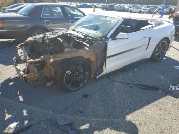  Salvage Ford Mustang