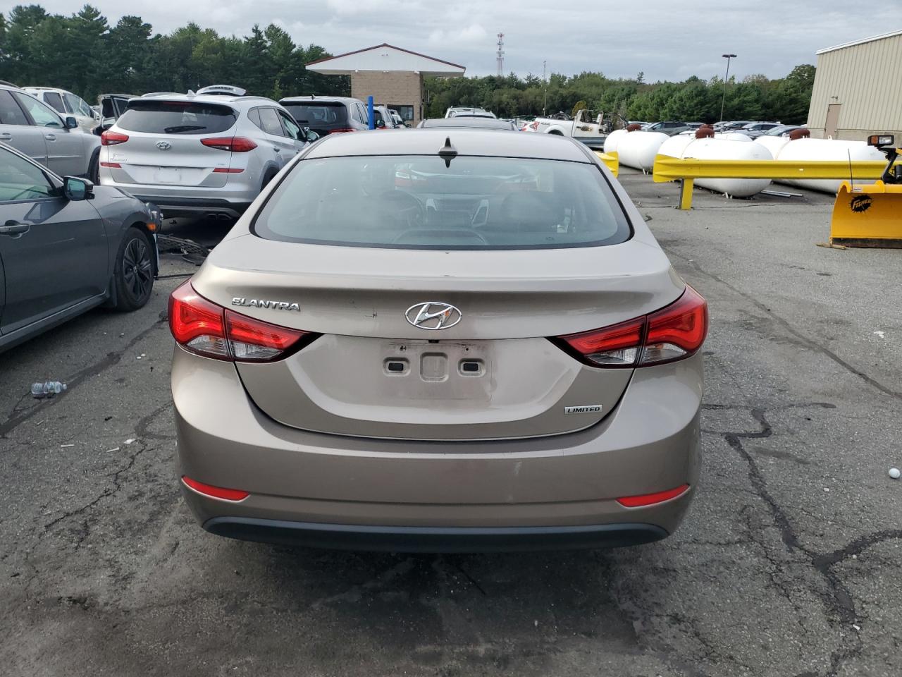 Hyundai ELANTRA Se Image 7