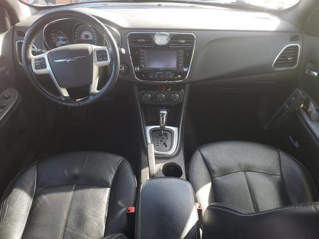 Chrysler 200 Limited Image 4