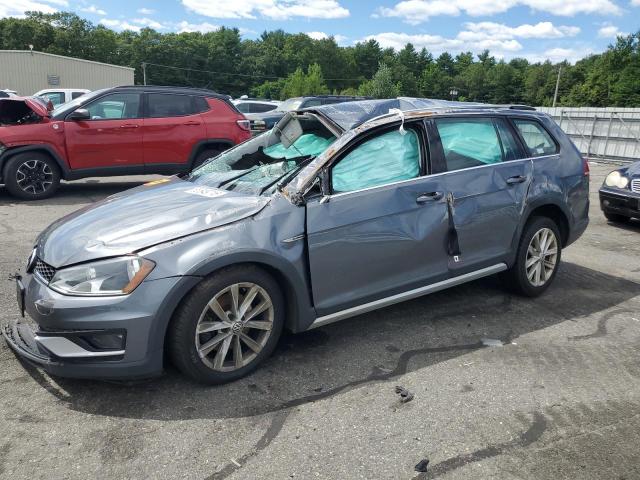  Salvage Volkswagen Golf