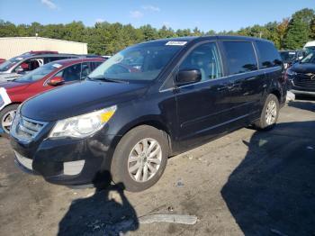  Salvage Volkswagen Routan