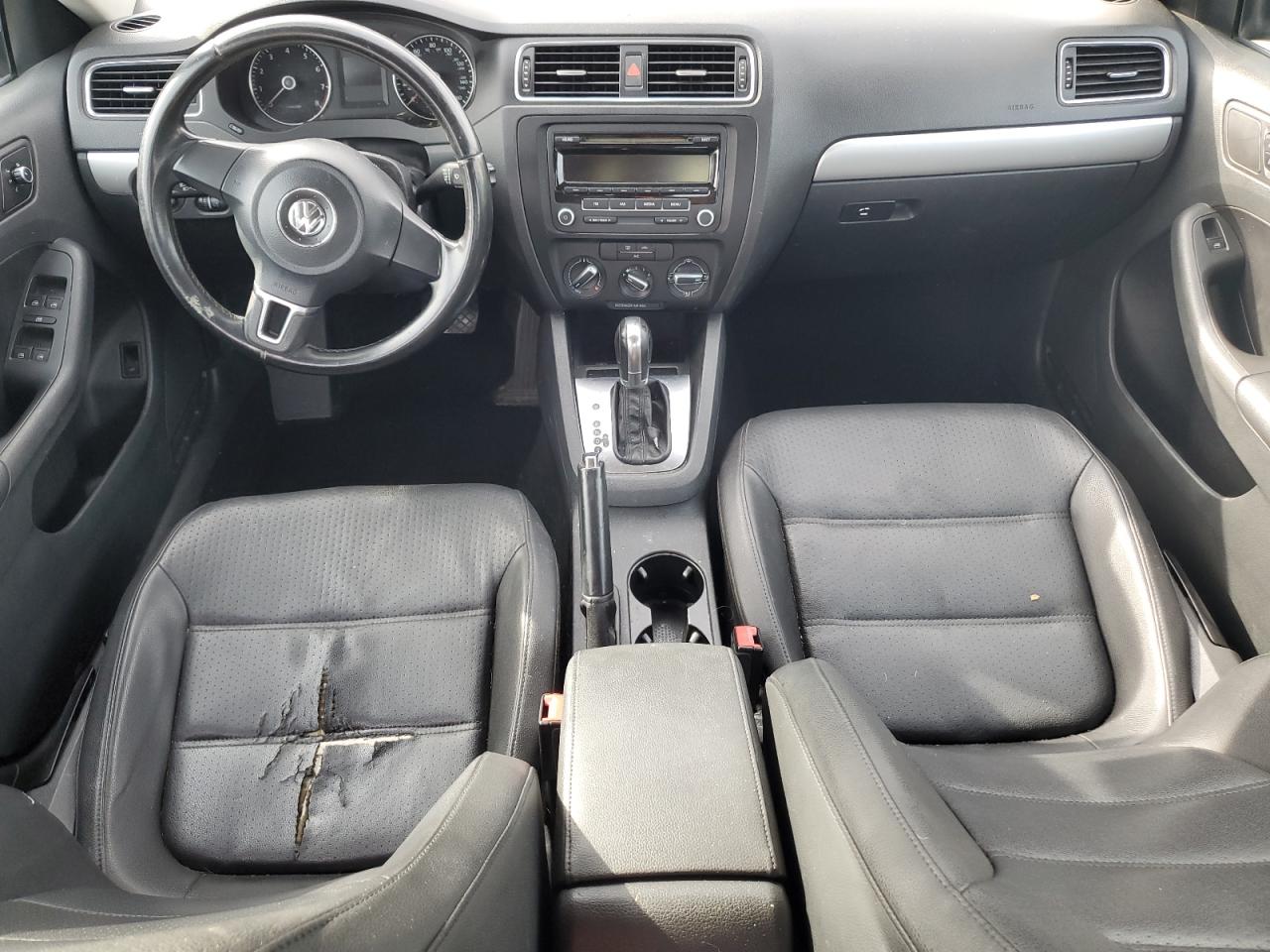 Volkswagen Jetta Se Image 5