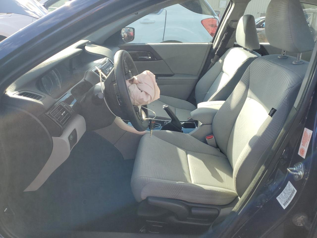 Honda Accord Lx Image 6