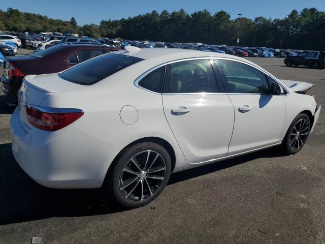 Buick Verano Sport Touring Image 11