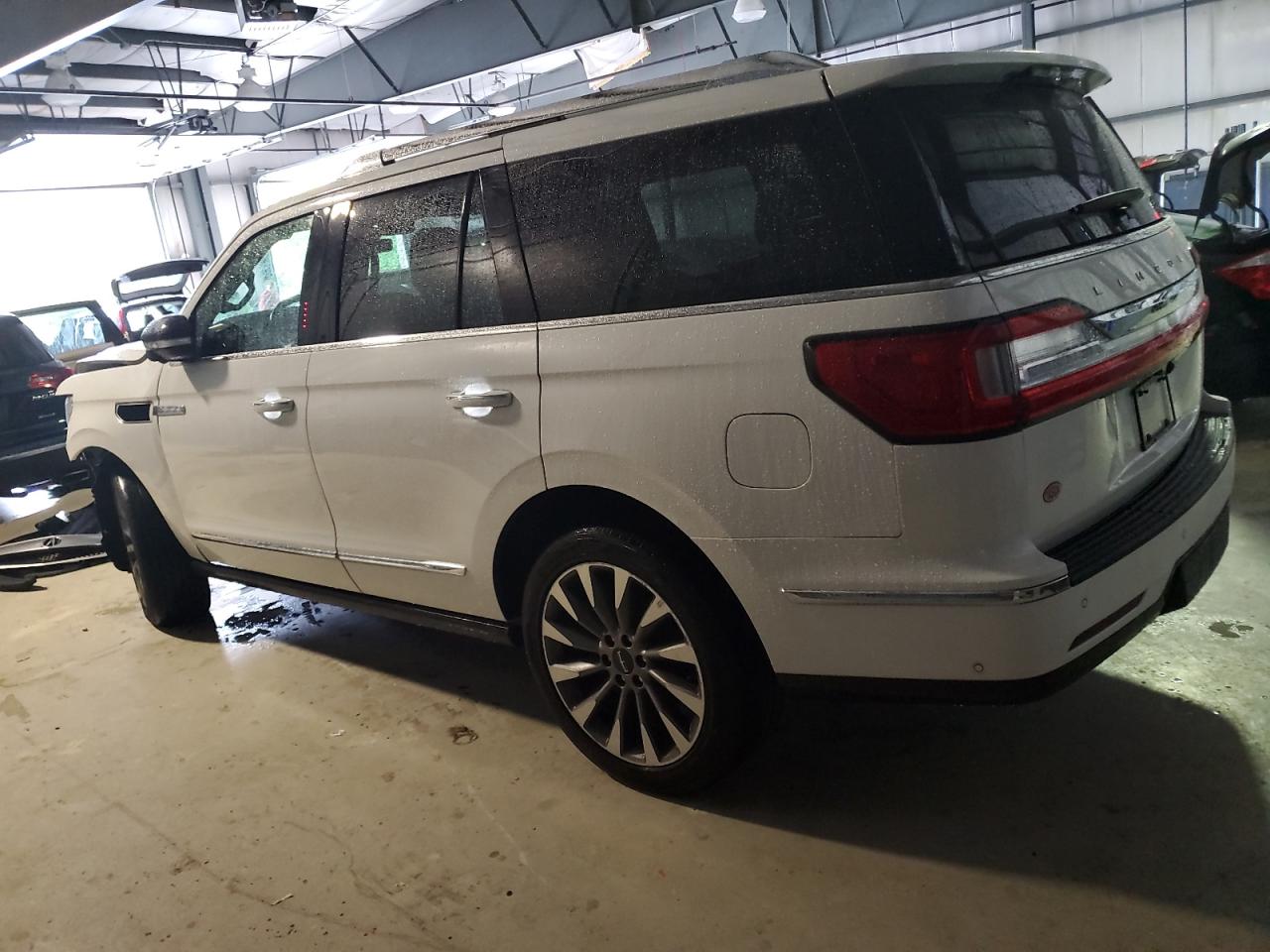 Lincoln Navigator Reserve Image 10