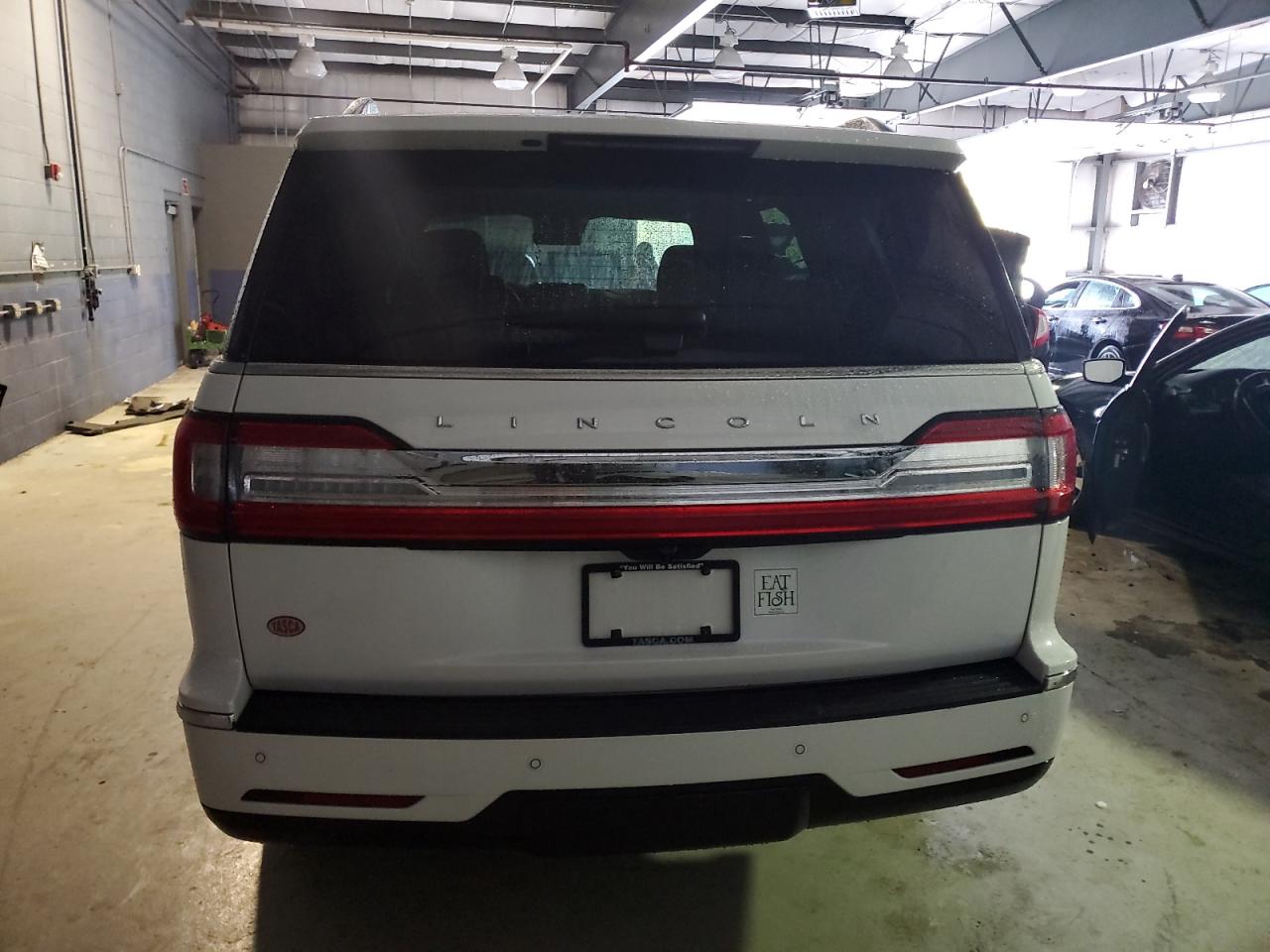 Lincoln Navigator Reserve Image 5