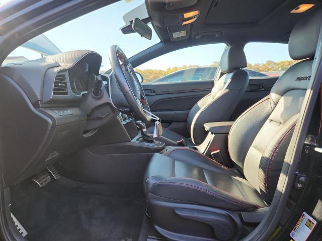 Hyundai ELANTRA Sport Image 3