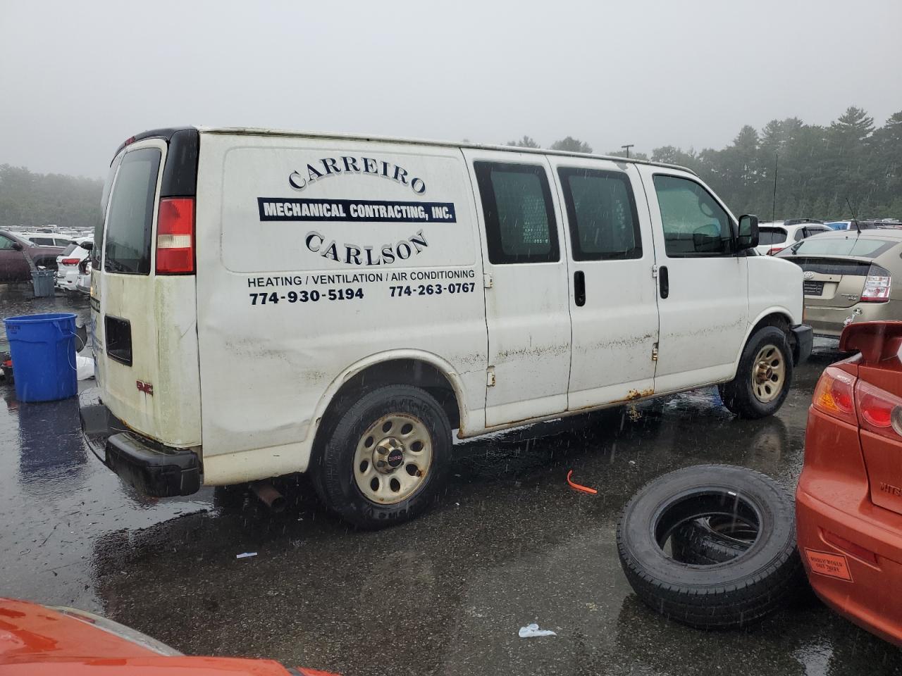 GMC Savana G1500 Image 12