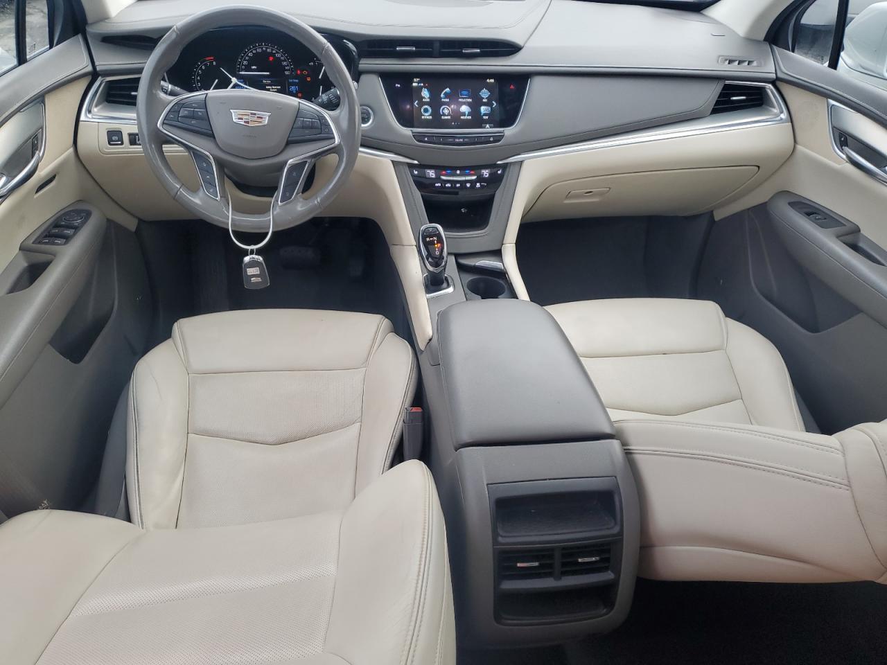 Cadillac XT5 Luxury Image 6