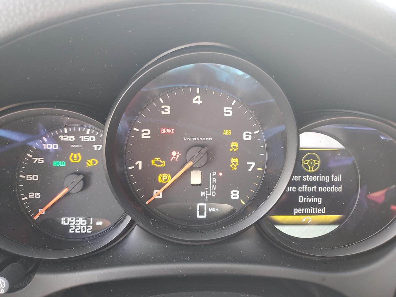 Porsche Macan Image 13