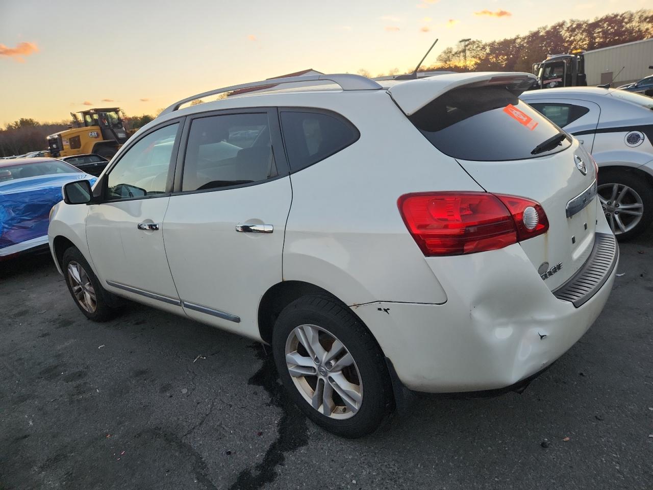 Nissan Rogue S Image 9