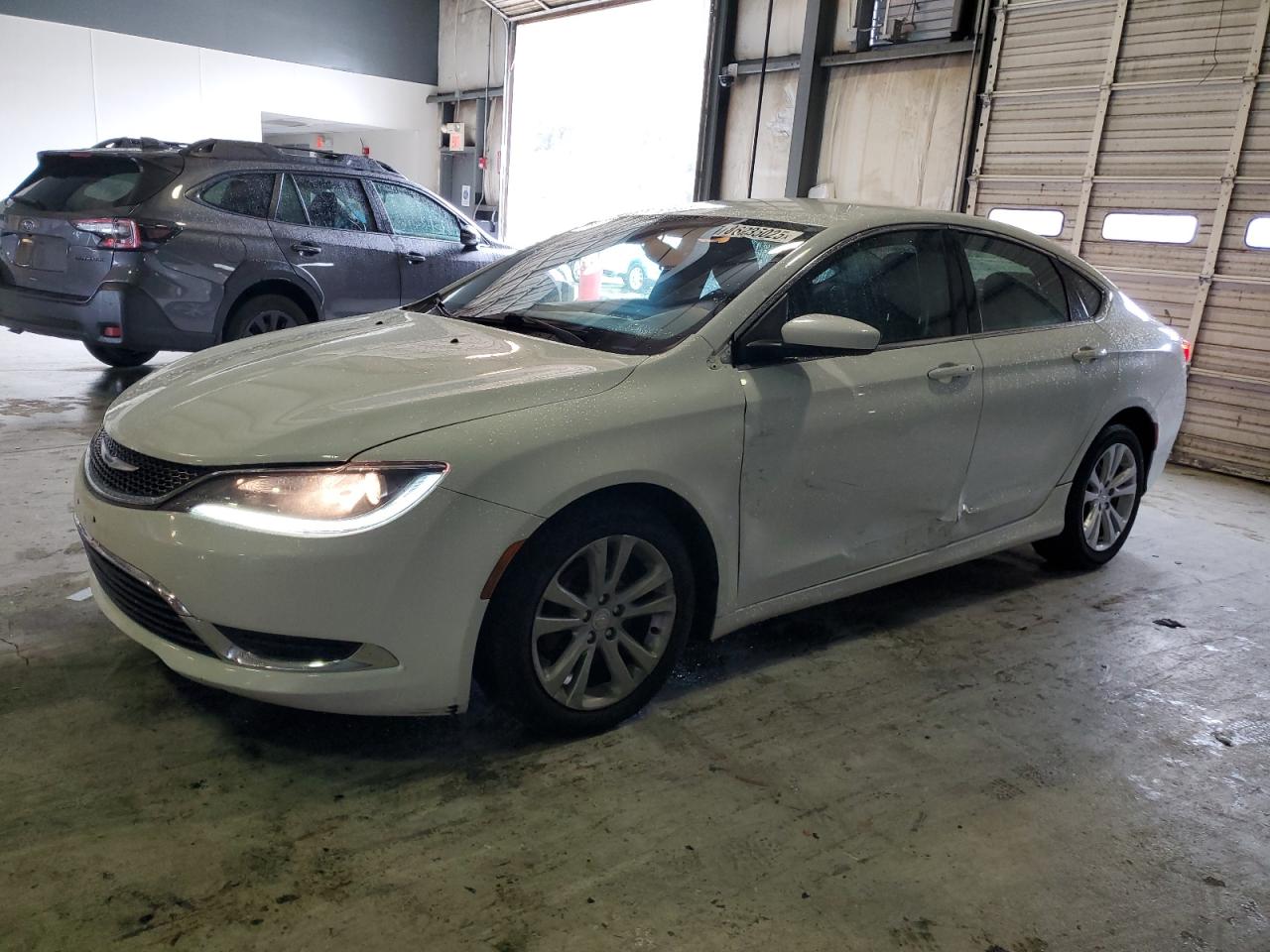 Chrysler 200 Limited Image 1