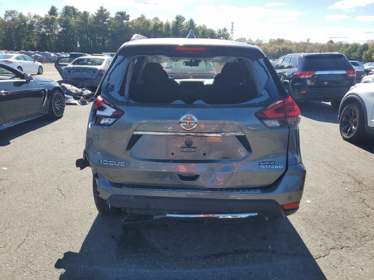 Nissan Rogue S Image 2