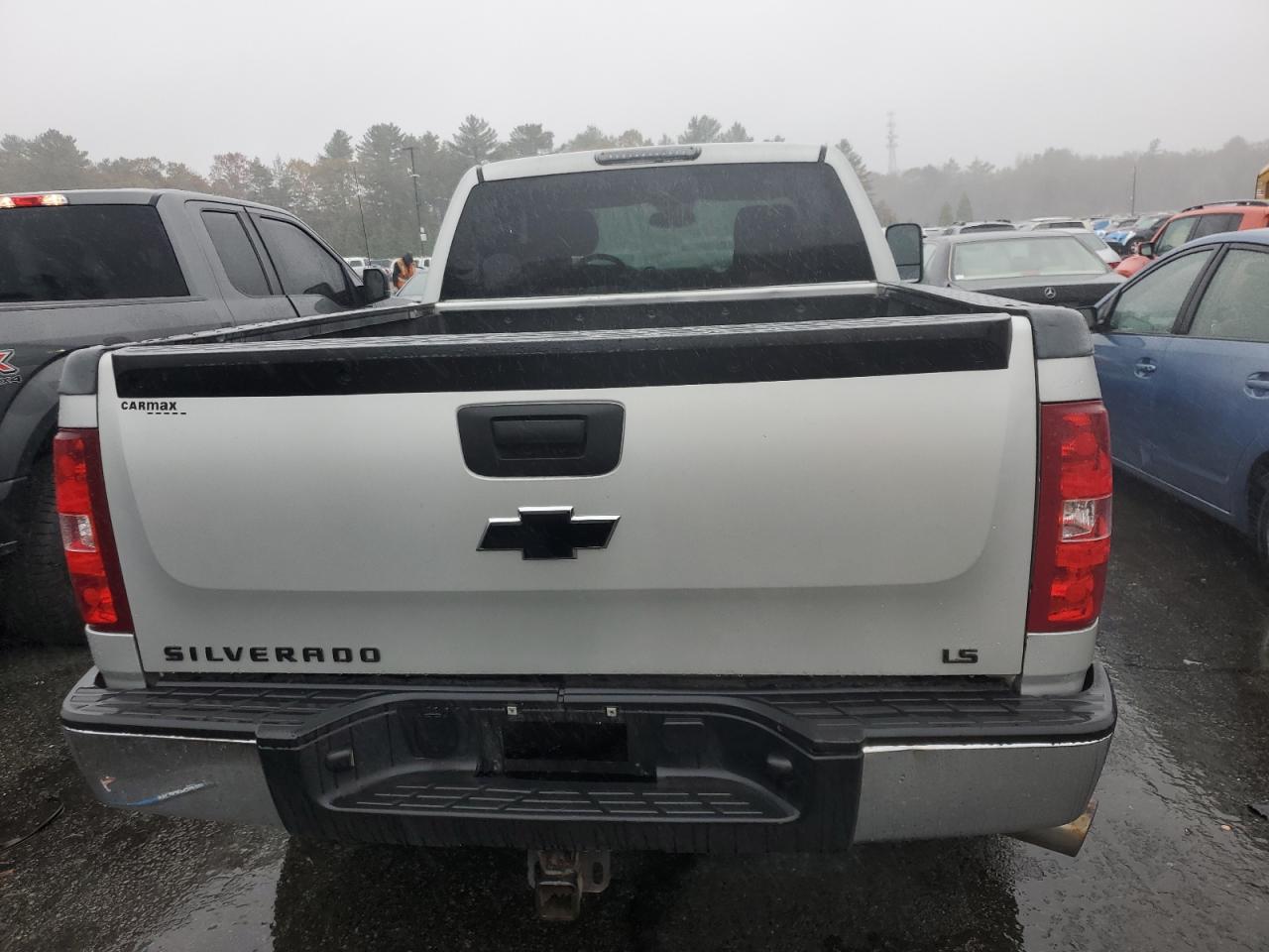 Chevrolet Silverado K1500 Ls Image 7