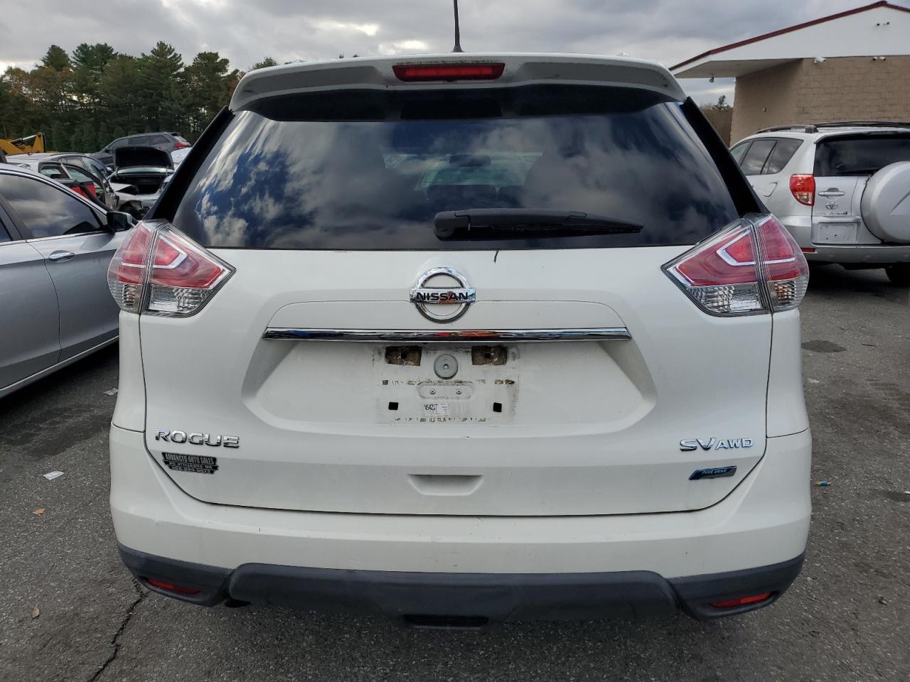 Nissan Rogue S Image 13