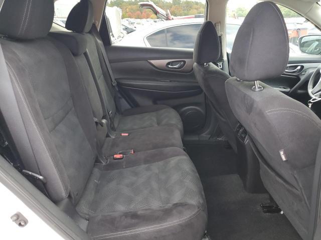 Nissan Rogue S Image 4