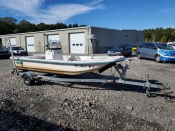  Salvage Sundance Boats Inc. Boat W Trl