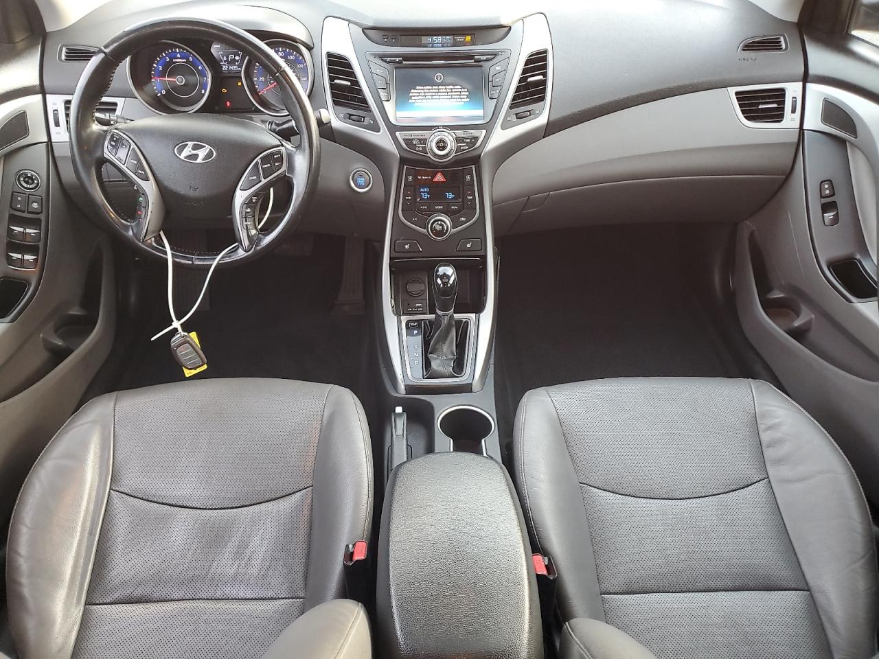 Hyundai ELANTRA Se Image 8