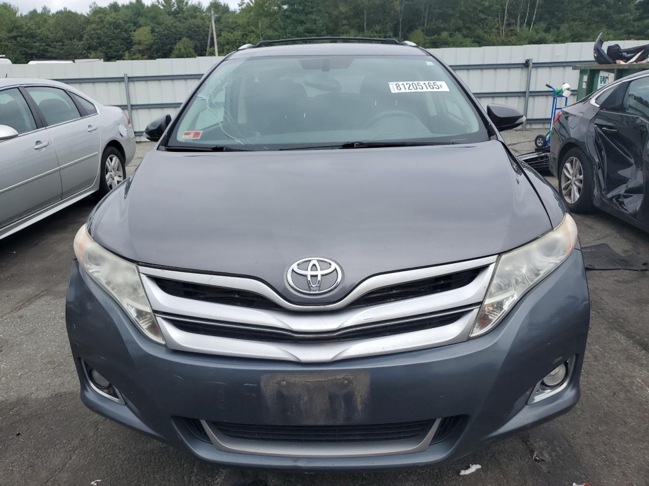 Toyota Venza Le Image 4