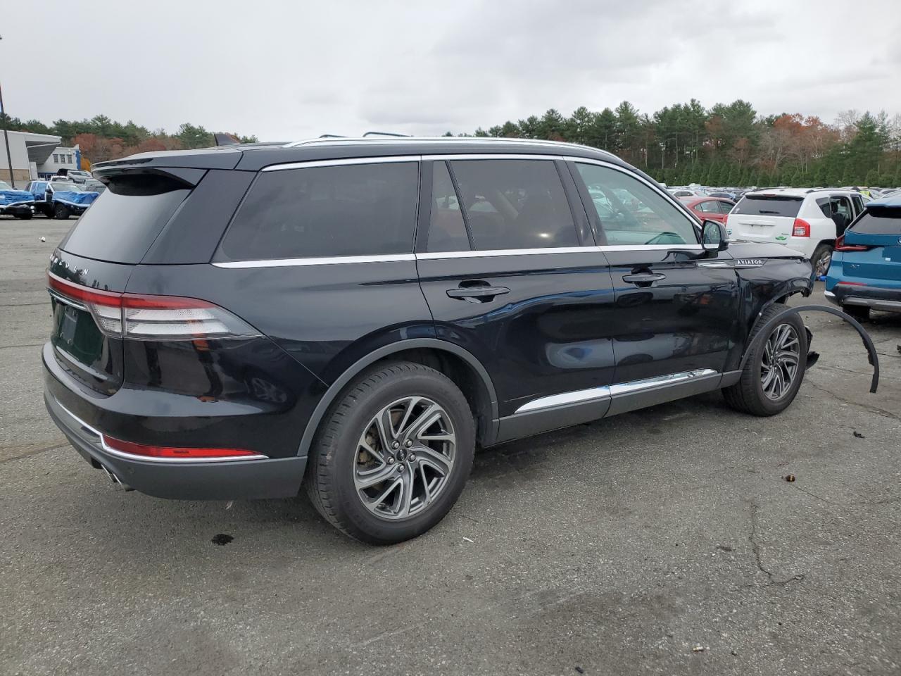 Lincoln Aviator Image 13