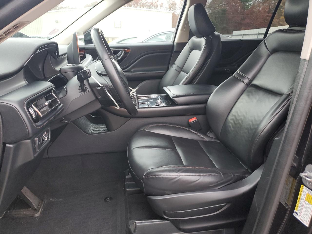 Lincoln Aviator Image 3