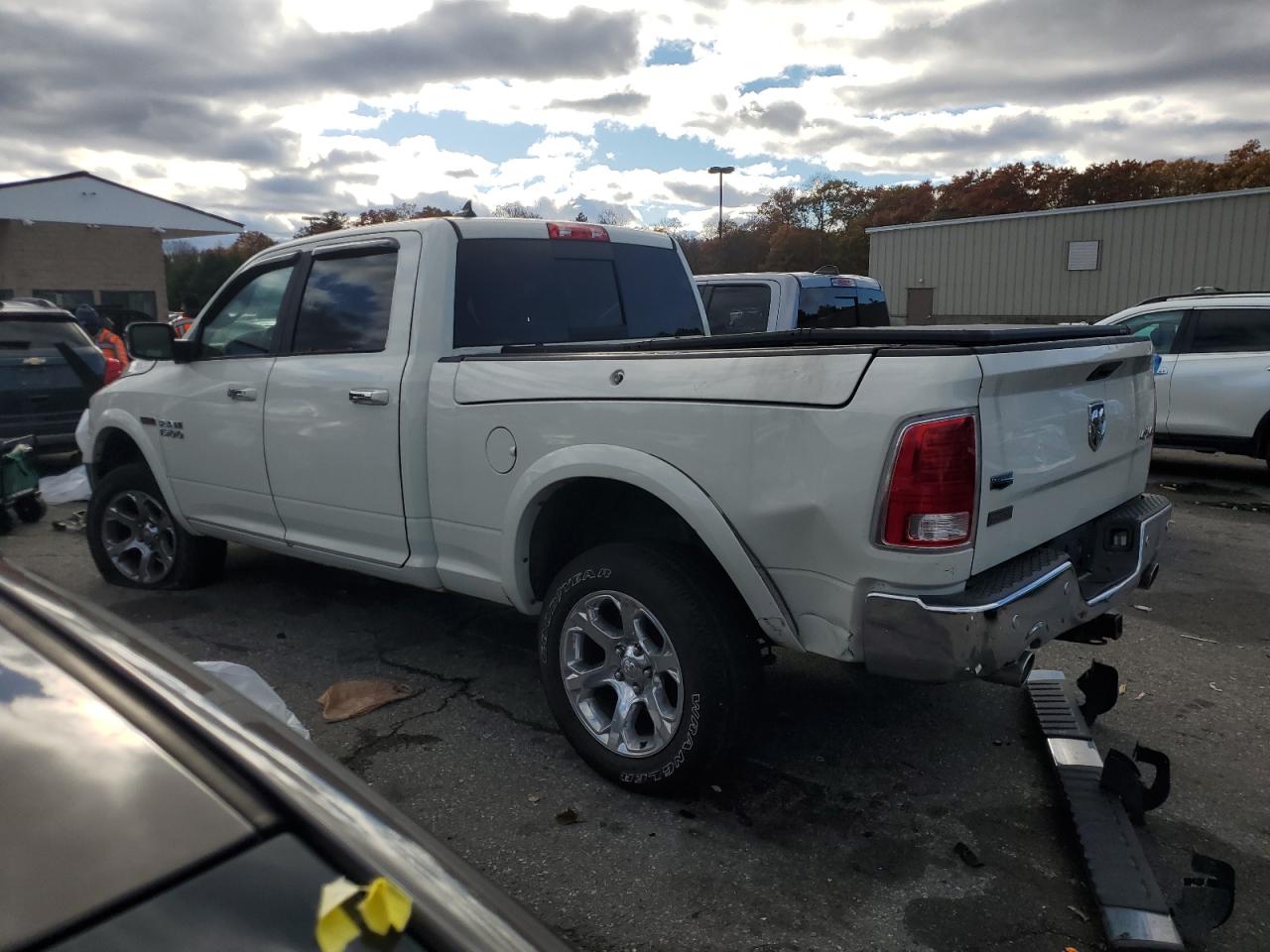 Ram 1500 Laramie Image 3