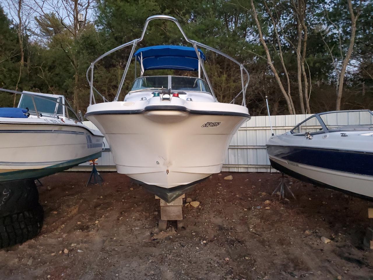 Bayliner Boat Image 10