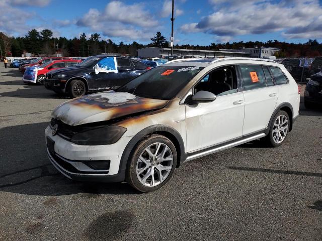  Salvage Volkswagen Golf