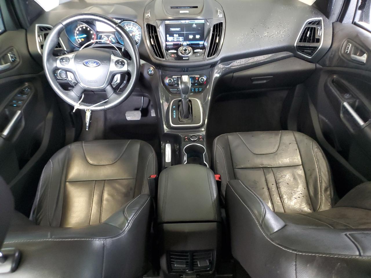 Ford Escape Titanium Image 6