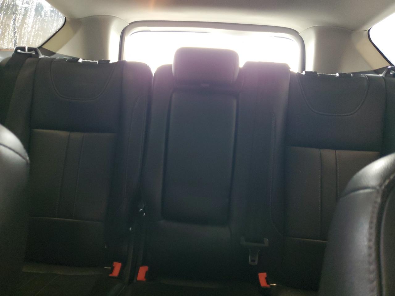 Ford Escape Titanium Image 9