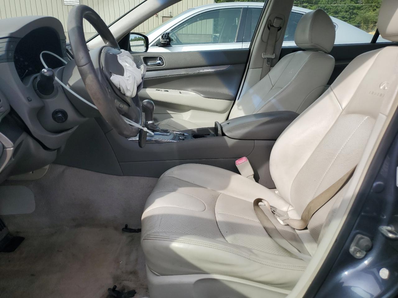 INFINITI G37 Image 4