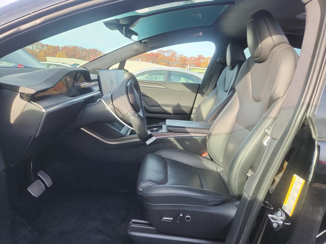 Tesla Model X Image 6