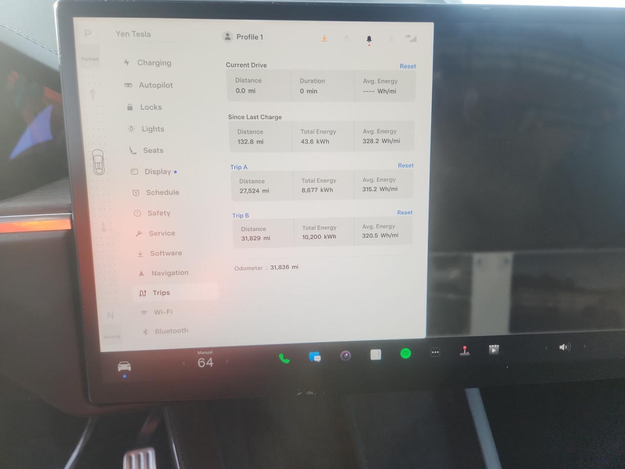 Tesla Model X Image 8