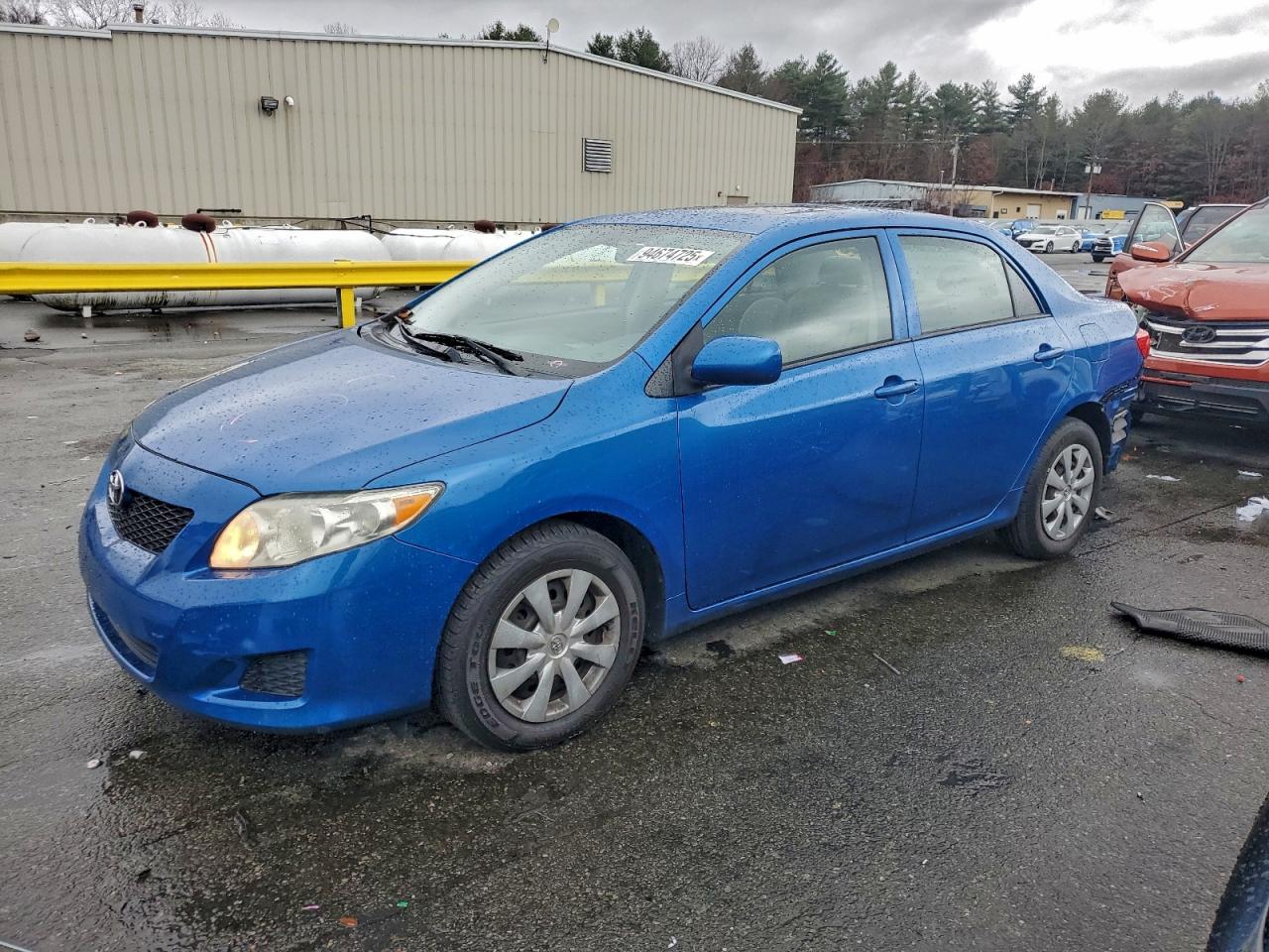 Toyota Corolla Base Image 1