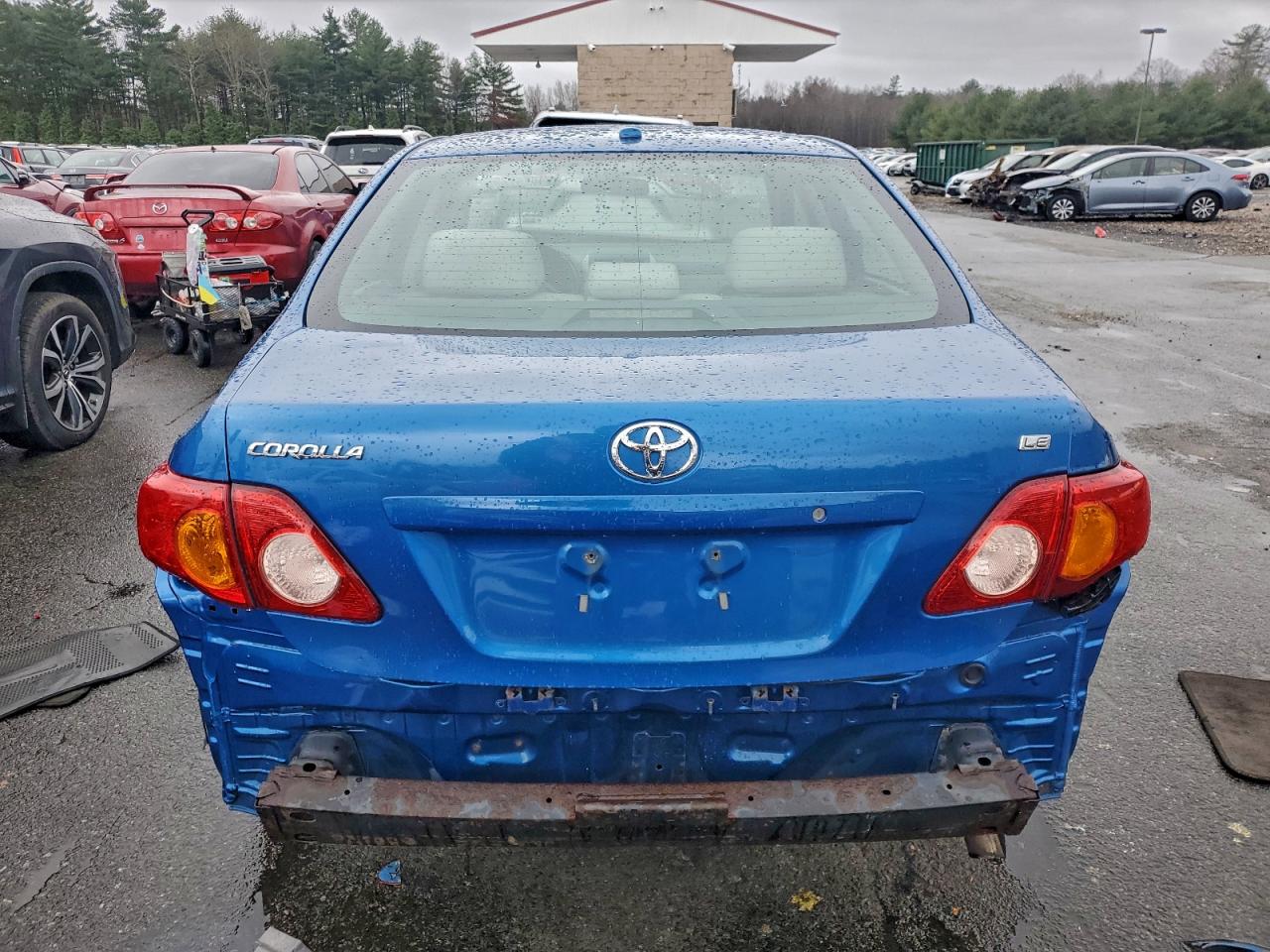 Toyota Corolla Base Image 10