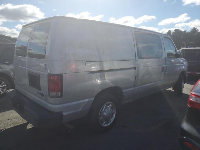 Ford Econoline E150 Van Image 2