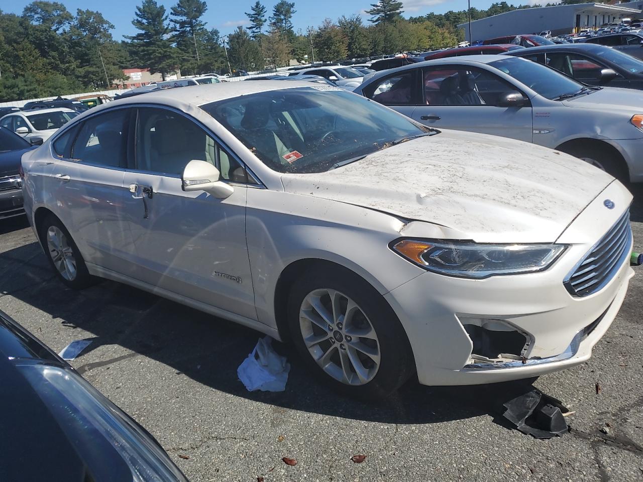 Ford Fusion Sel Image 3