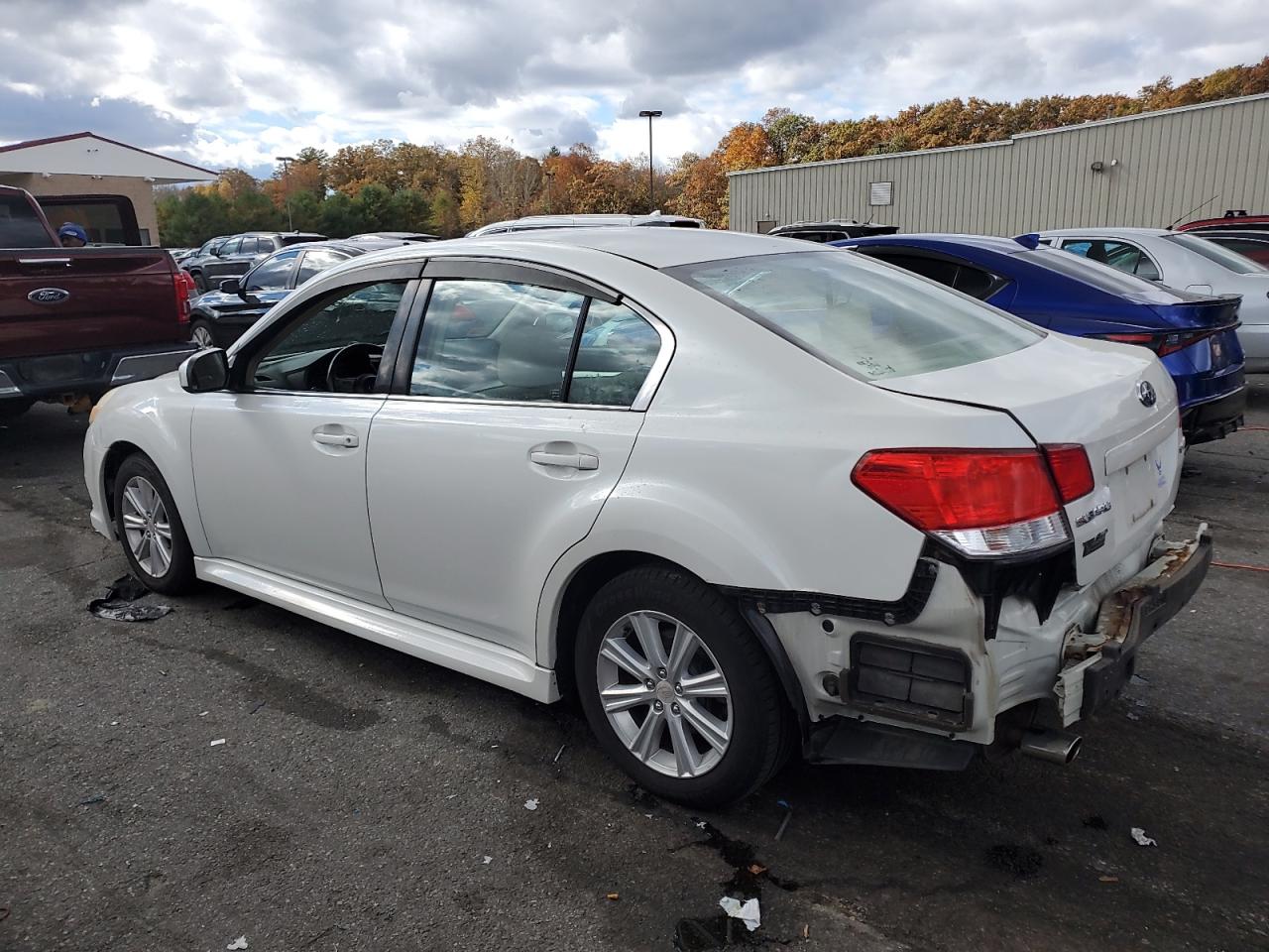 Subaru Legacy 2.5i Premium Image 8