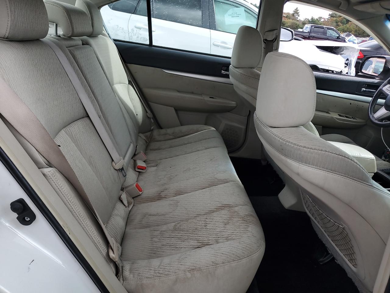 Subaru Legacy 2.5i Premium Image 11