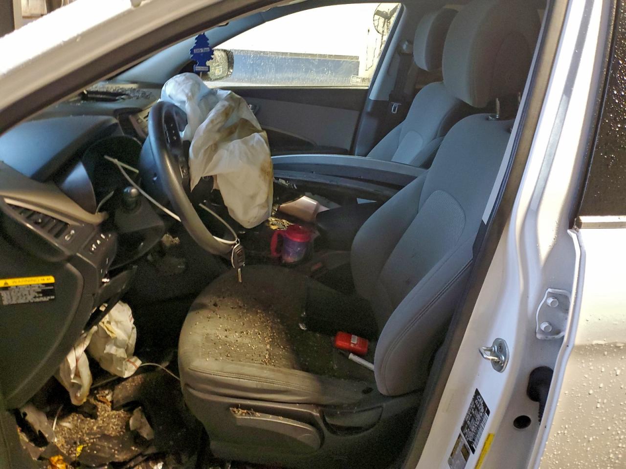 Hyundai SANTA FE Image 5