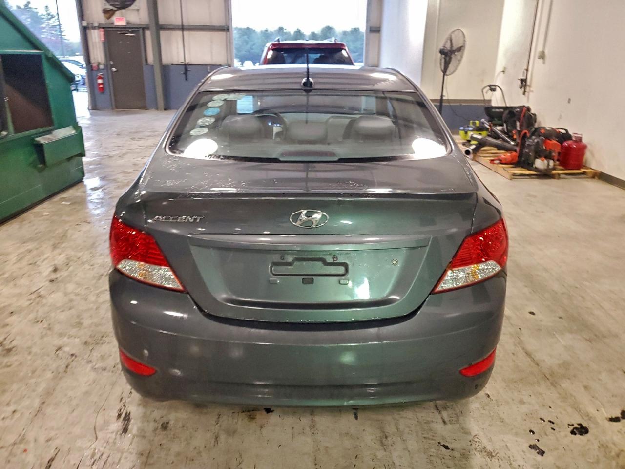 Hyundai ACCENT Gls Image 6