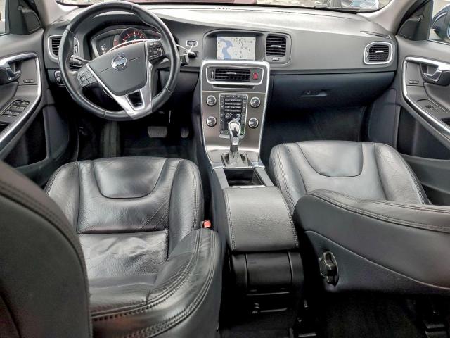 Volvo S60 T5 Image 4