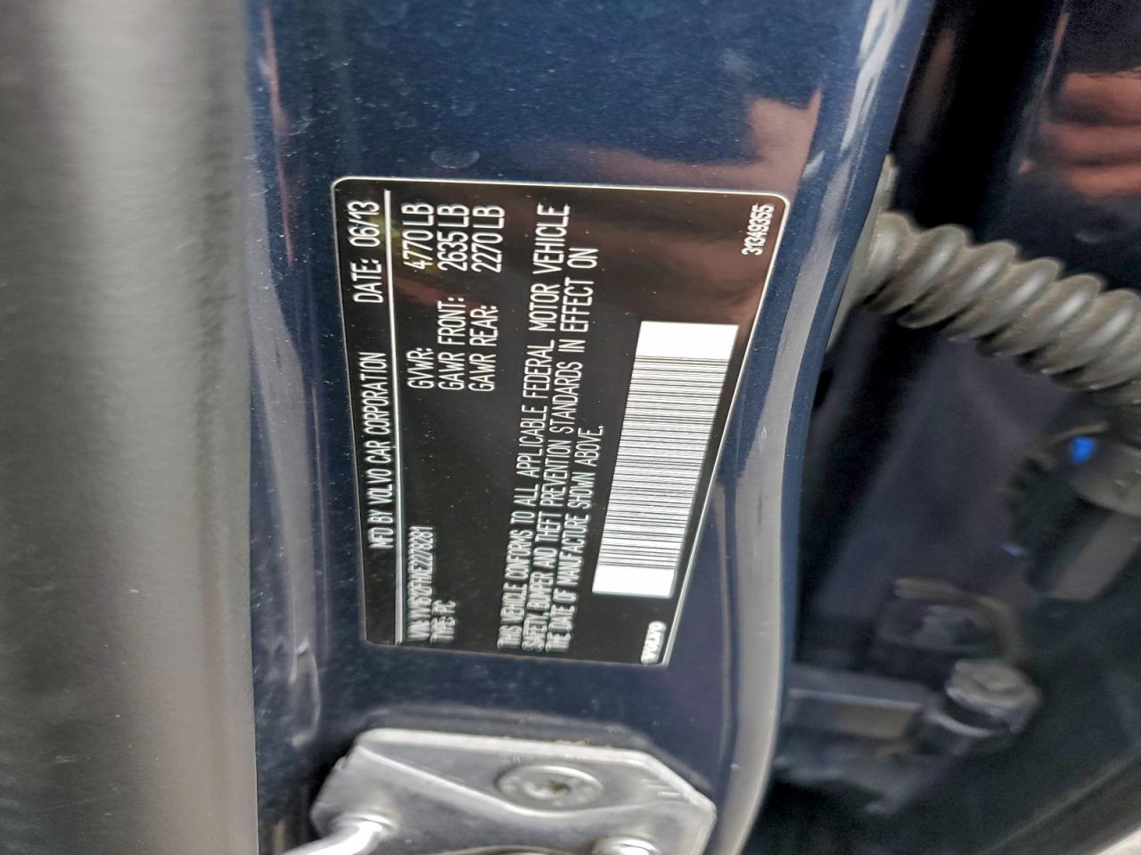 Volvo S60 T5 Image 10