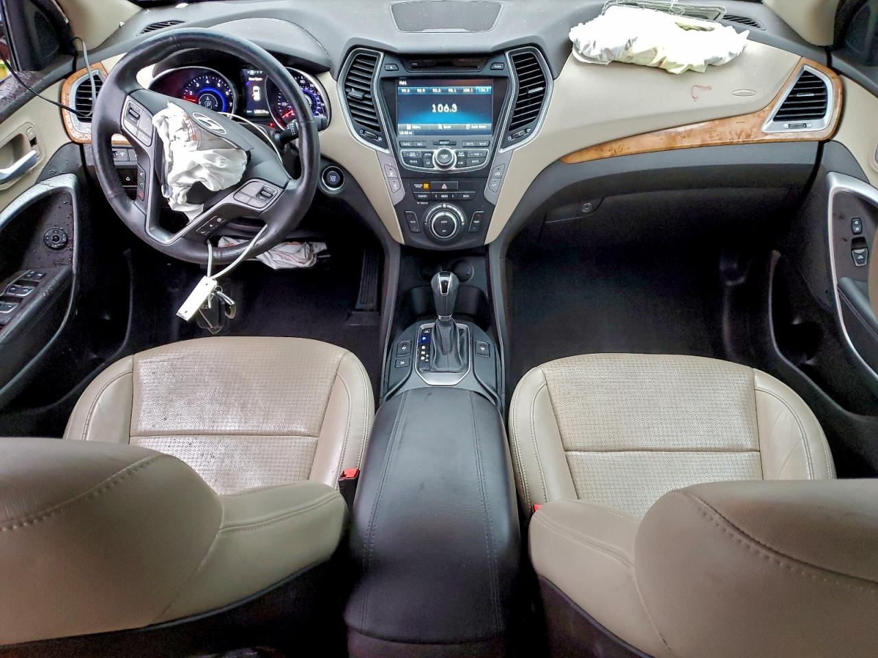 Hyundai SANTA FE Image 6