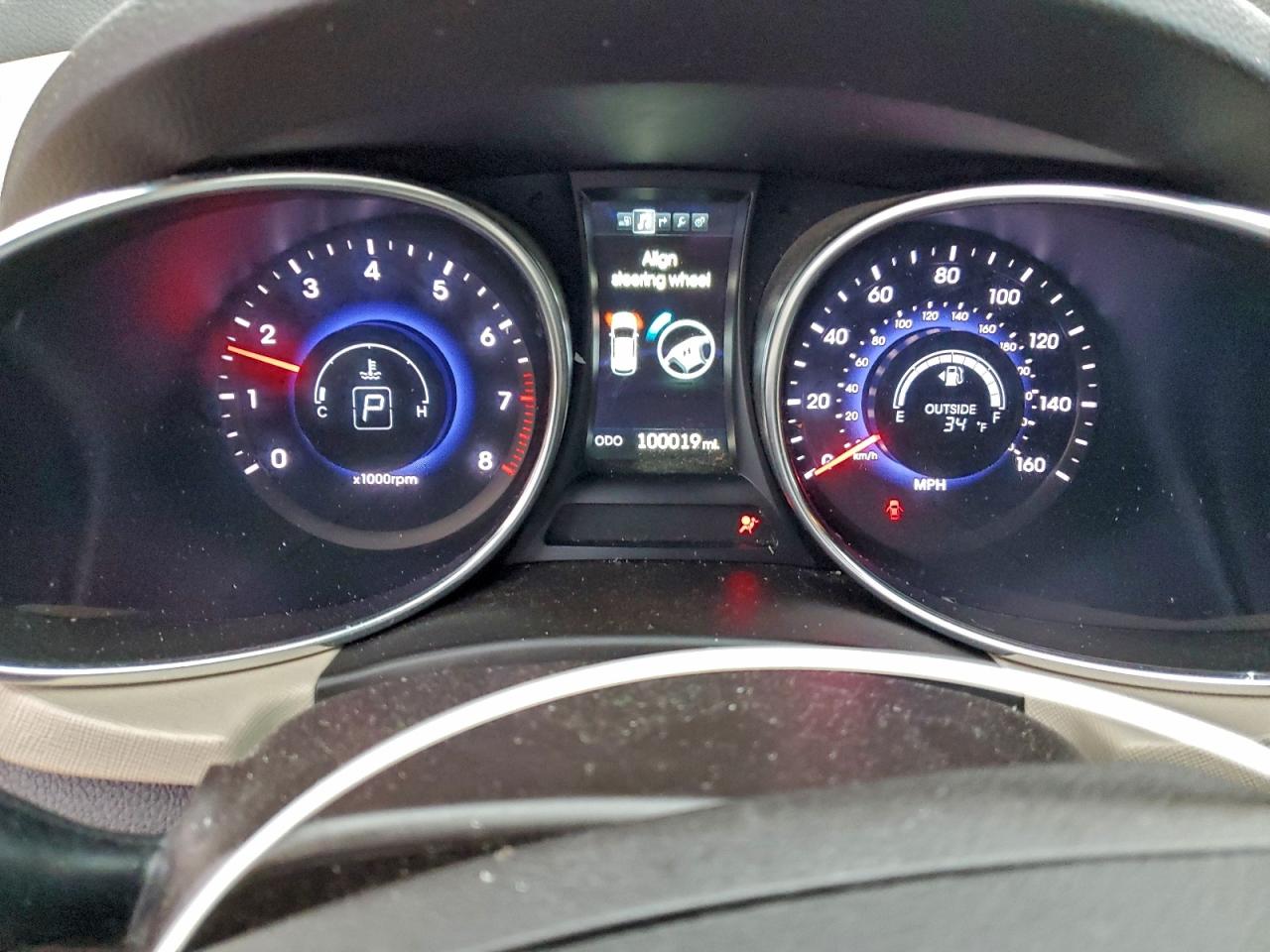 Hyundai SANTA FE Image 12