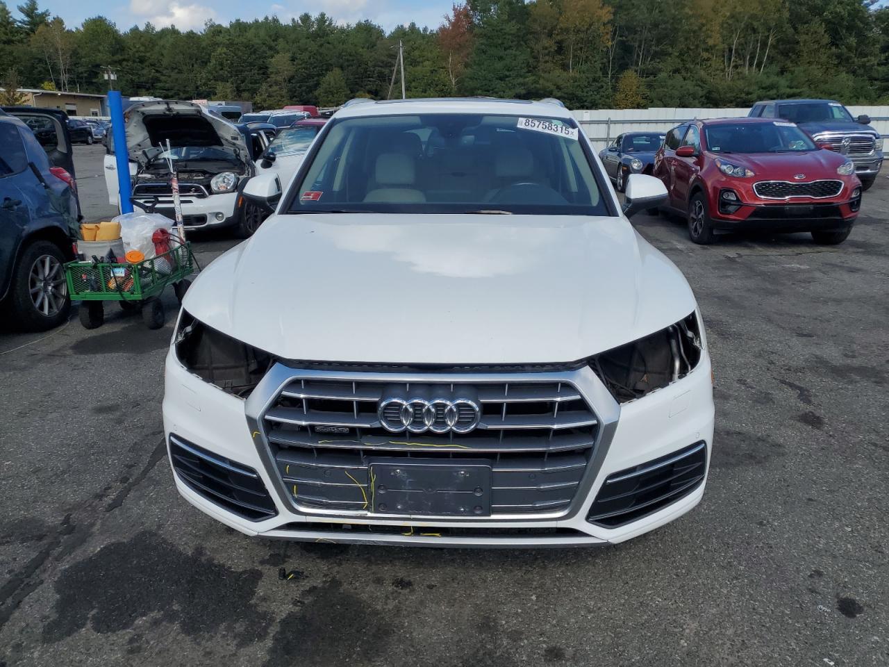 Audi Q5 Premium Plus Image 9