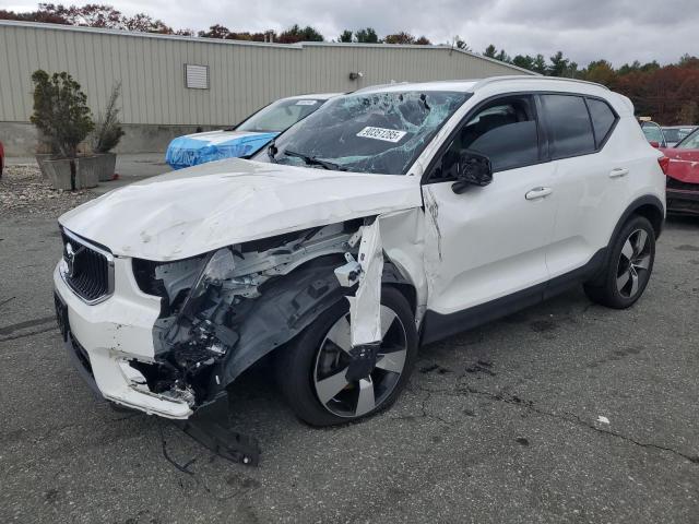  Salvage Volvo XC40