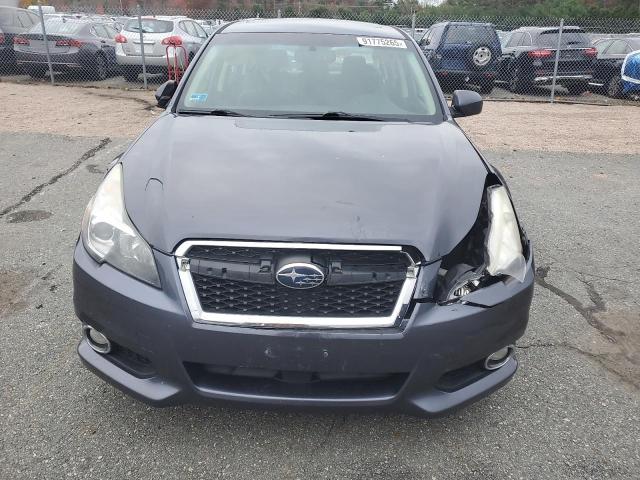 Subaru Legacy 2.5i Limited Image 3