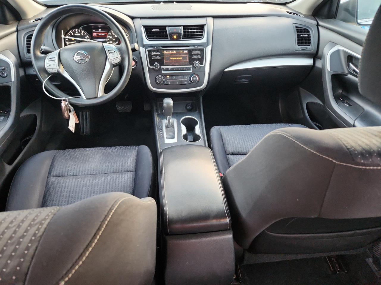 Nissan Altima 2.5 Image 10