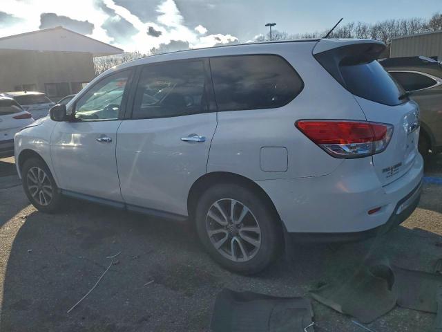 Nissan Pathfinder S Image 3